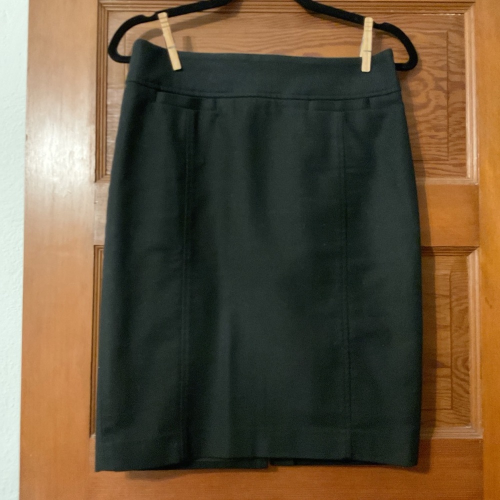 LOFT Elegant Black Pencil Skirt